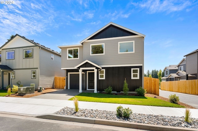 view of front property featuring a garage