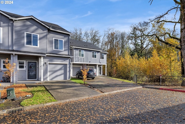 view of front facade with a garage