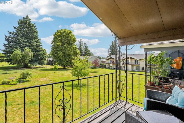 1763 NE 19th St, Gresham, OR 97030 - view of green lawn featuring a balcony