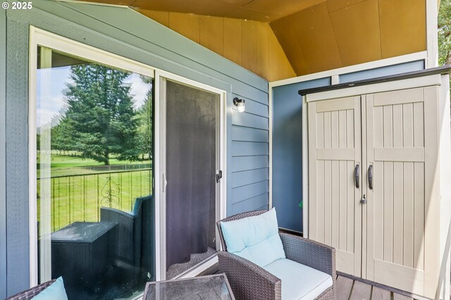 1763 NE 19th St, Gresham, OR 97030 - view of patio / terrace