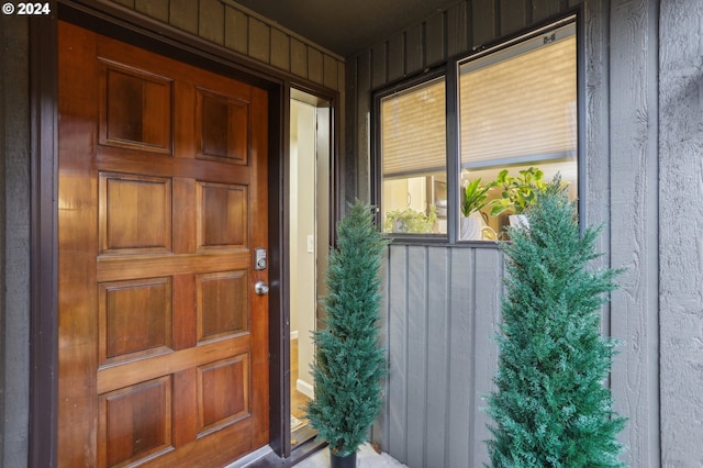 view of property entrance