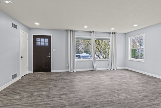 7331 SW Oak St, Tigard, OR 97223 - entrance foyer with dark wood-style flooring, healthy amount of natural light, and recessed lighting