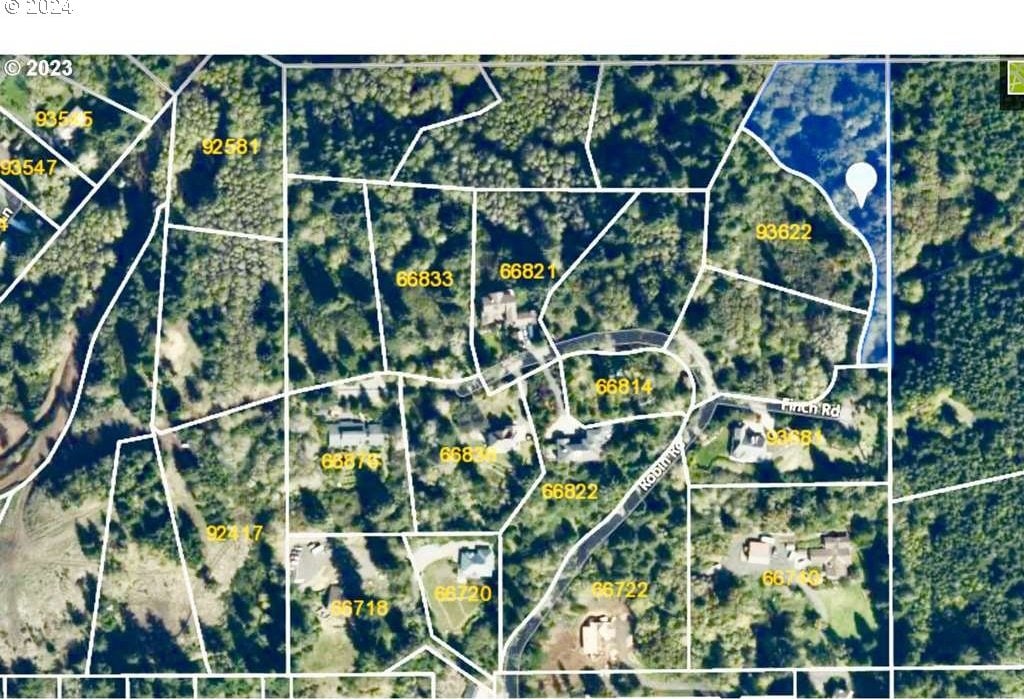 0 Finch Ln # 5, North Bend, OR 97459