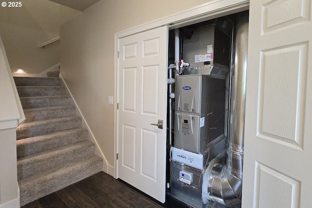 3404 River Heights Dr, Springfield, OR 97477 - stairs with wood finished floors and baseboards