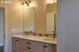 3404 River Heights Dr, Springfield, OR 97477 - bathroom featuring double vanity