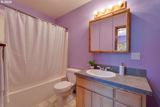 full bath with vanity, toilet, and shower / tub combo with curtain