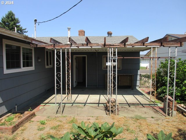 exterior space featuring a patio