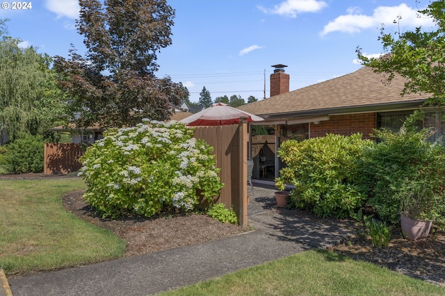 exterior space featuring a yard