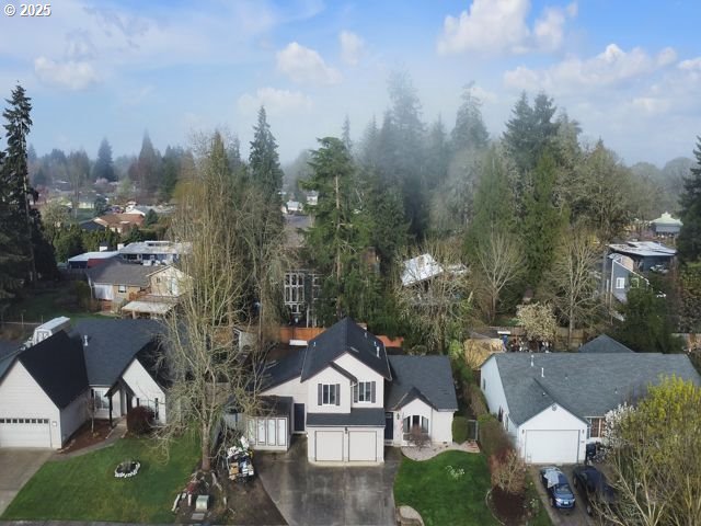 724 Kayla Way, Monmouth, OR 97361 - aerial view with a residential view