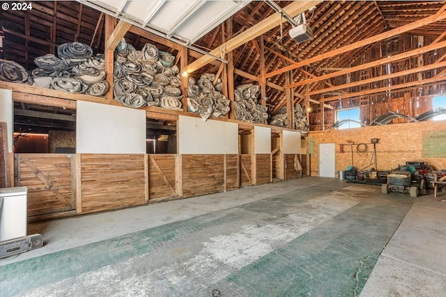 6150 NW Kingwood Ave, Redmond, OR 97756 - view of horse barn