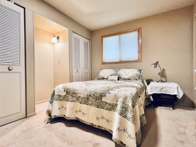 242 Rocky Point Ln, Roseburg, OR 97471 - carpeted bedroom with baseboards