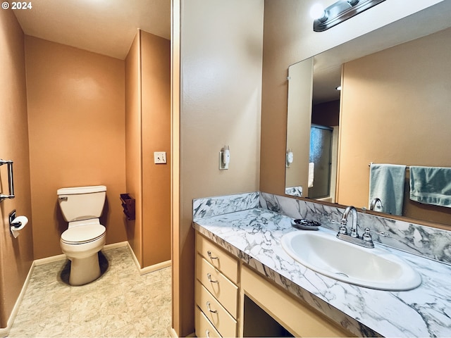 242 Rocky Point Ln, Roseburg, OR 97471 - bathroom with vanity and toilet