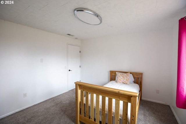 unfurnished bedroom featuring carpet flooring