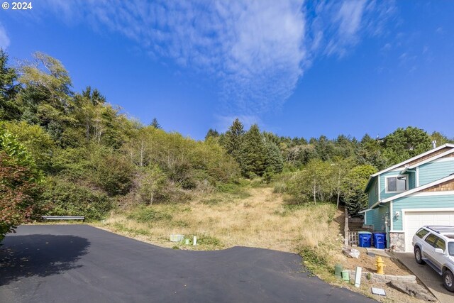 8900 NE Harbor View Pl, Depoe Bay, OR 97341