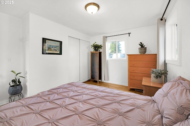 bedroom featuring a closet