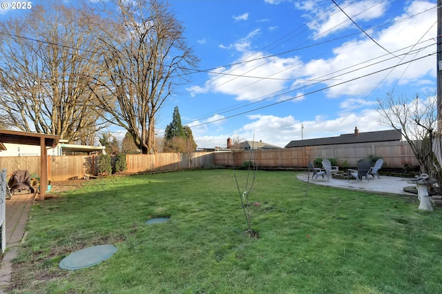 view of yard with a patio