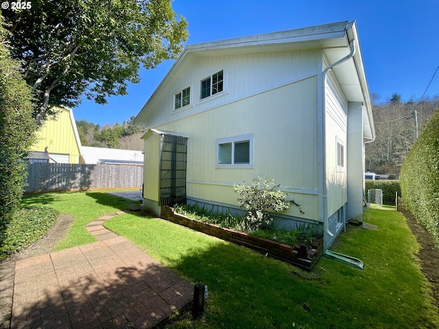 665 Clearlake Ave, Winchester Bay, OR 97467 - view of back of property