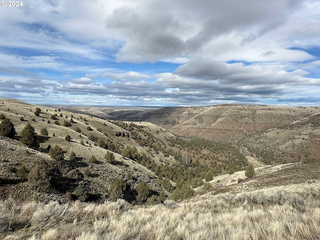 property view of mountains