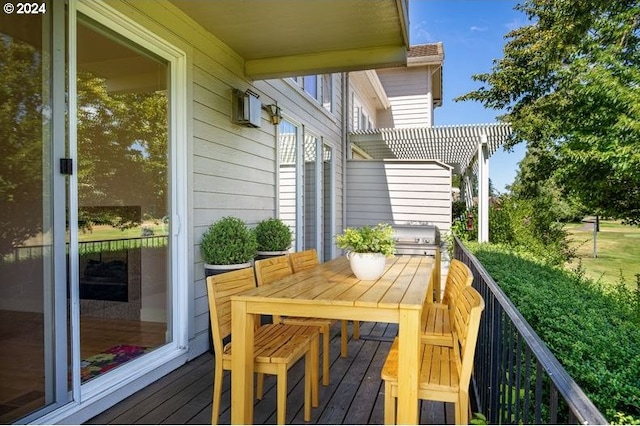 rear view of house featuring a lawn