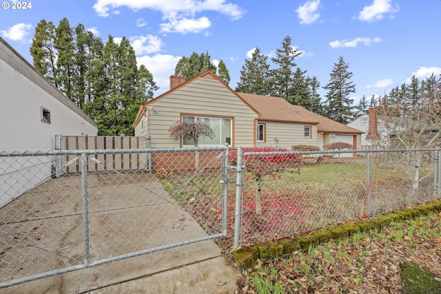 view of front of home