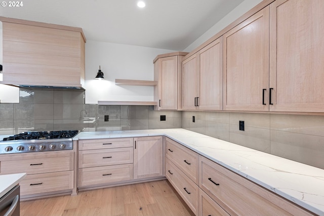 31248 Valley View Ln, Cottage Grove, OR 97424 - kitchen with light brown cabinets, stainless steel appliances, light wood-style floors, backsplash, and light stone countertops