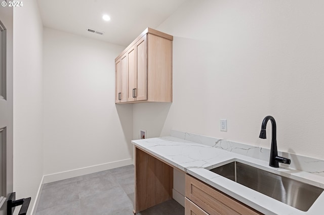 31248 Valley View Ln, Cottage Grove, OR 97424 - laundry room with cabinet space, washer hookup, baseboards, an office area, and recessed lighting