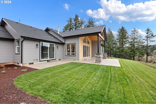 31248 Valley View Ln, Cottage Grove, OR 97424 - back of property with a patio area, roof with shingles, and a yard
