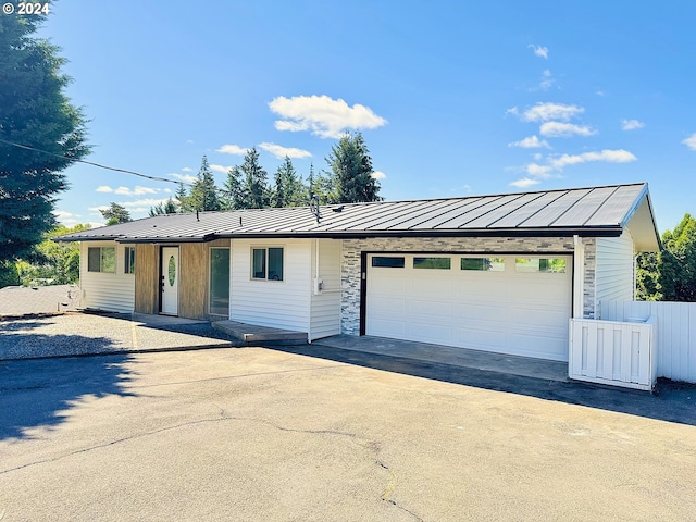 view of front facade with a garage