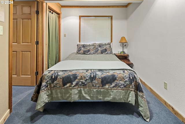 bedroom featuring carpet floors