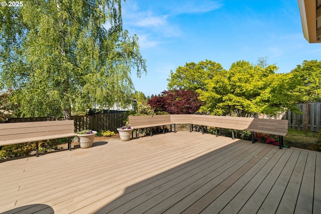 5393 SW Wichita St, Tualatin, OR 97062 - deck featuring fence