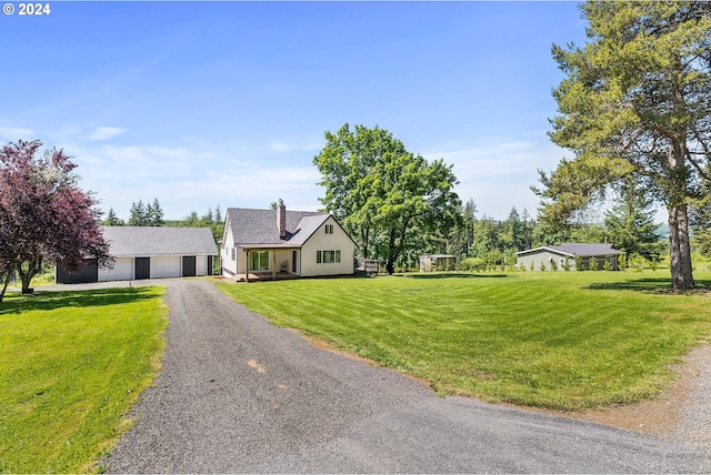 view of front of house with a front lawn