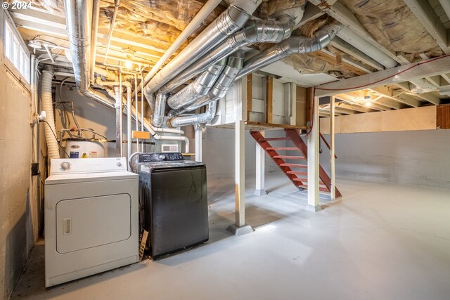 basement featuring independent washer and dryer