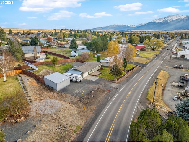 bird's eye view featuring a mountain view