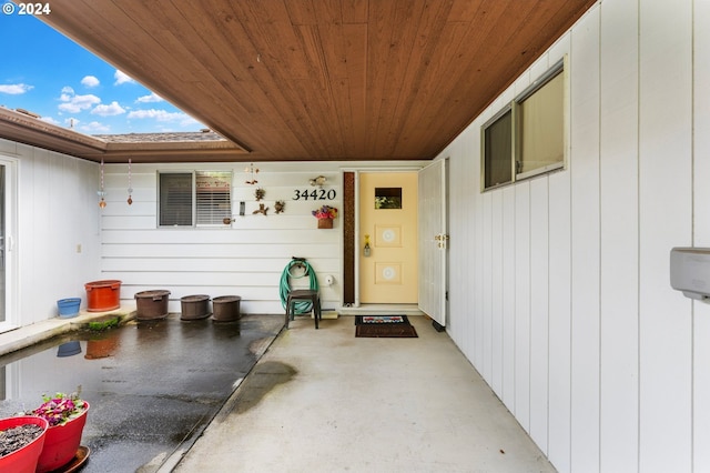 view of property entrance