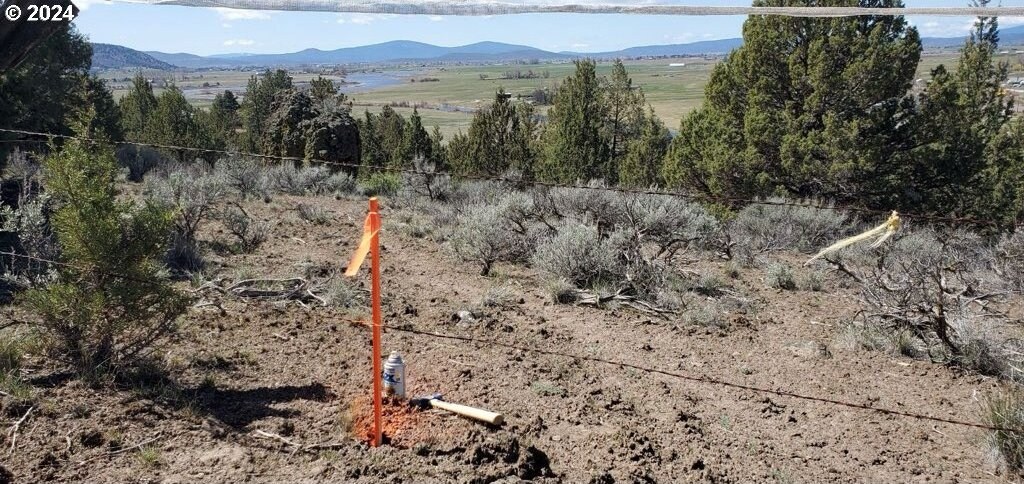 Crystal Springs Rd, Klamath Falls, OR 97603