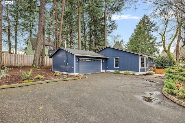 view of front facade featuring a garage