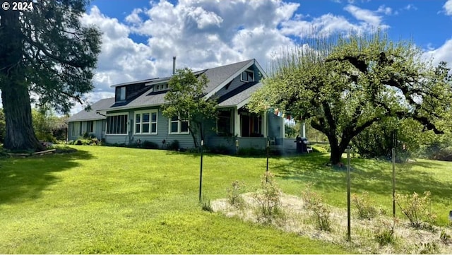 exterior space featuring a yard