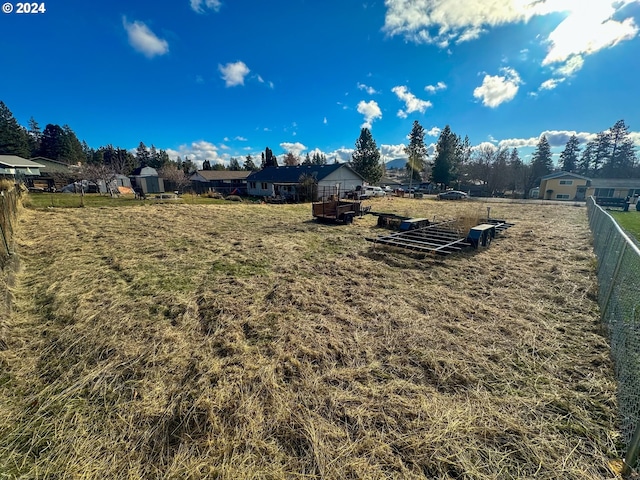 Listing photo 2 for NE High St, Goldendale WA 98620