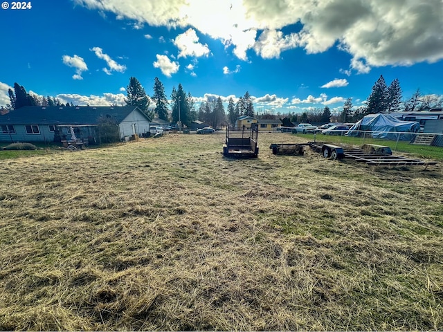 Listing photo 3 for NE High St, Goldendale WA 98620