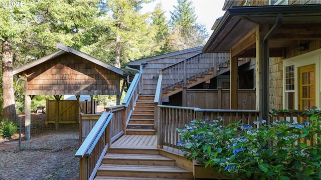 89464 Sunny Loop Ln, Bandon, OR 97411 - deck featuring stairway