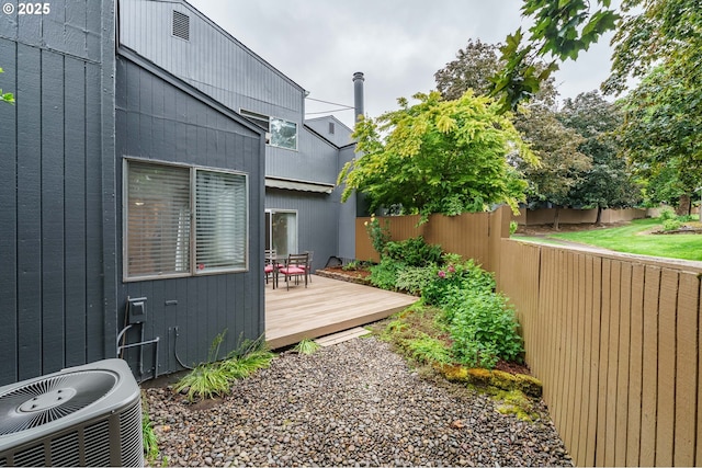 17760 NW Rolling Hill Ln, Beaverton, OR 97006 - fenced yard with central AC and a wooden deck