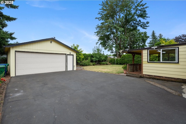 266 NE 193rd Ave, Portland, OR 97230 - view of detached garage