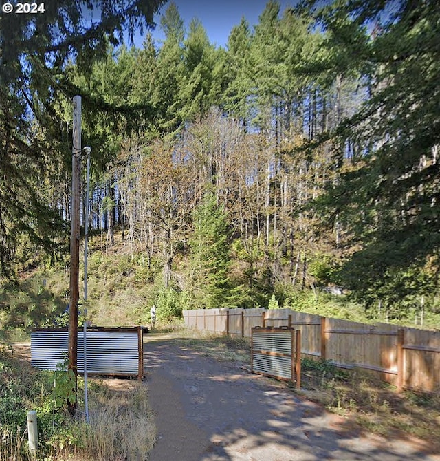 49513 Mckenzie Hwy, Vida, OR 97488