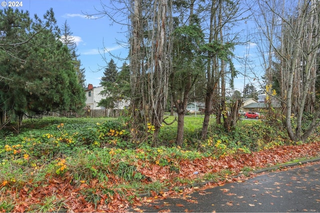 Butternut Dr, Beaverton, OR 97007