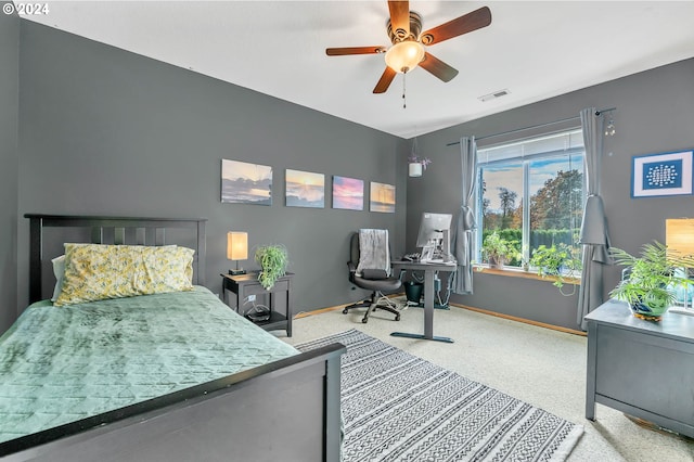 bedroom featuring carpet and ceiling fan