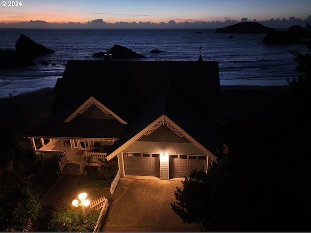 1545 Beach Ave, Brookings, OR 97415 - view of front facade with a water view