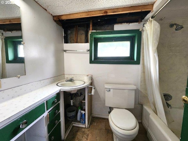 full bathroom with shower / bathtub combination with curtain, a healthy amount of sunlight, vanity, and toilet