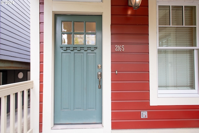 view of property entrance