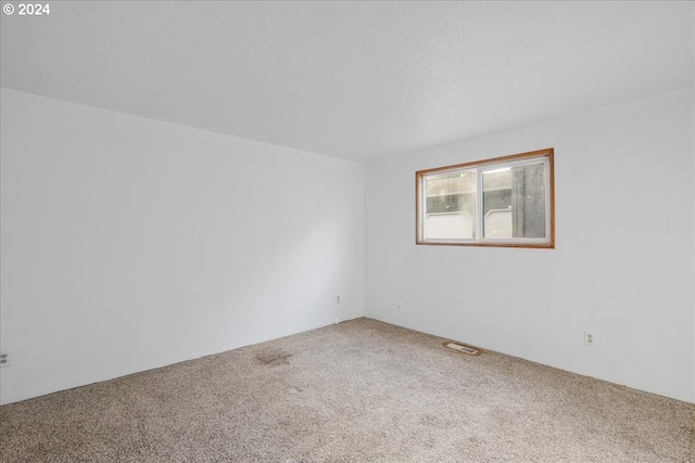 empty room with carpet