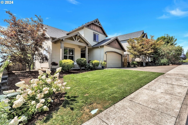 view of front of home with a front lawn